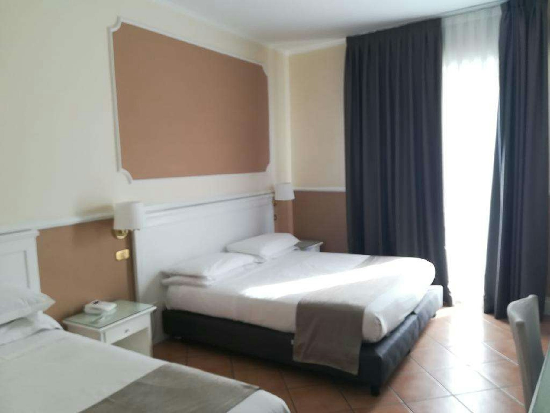 Hotel Leopardi 13/50