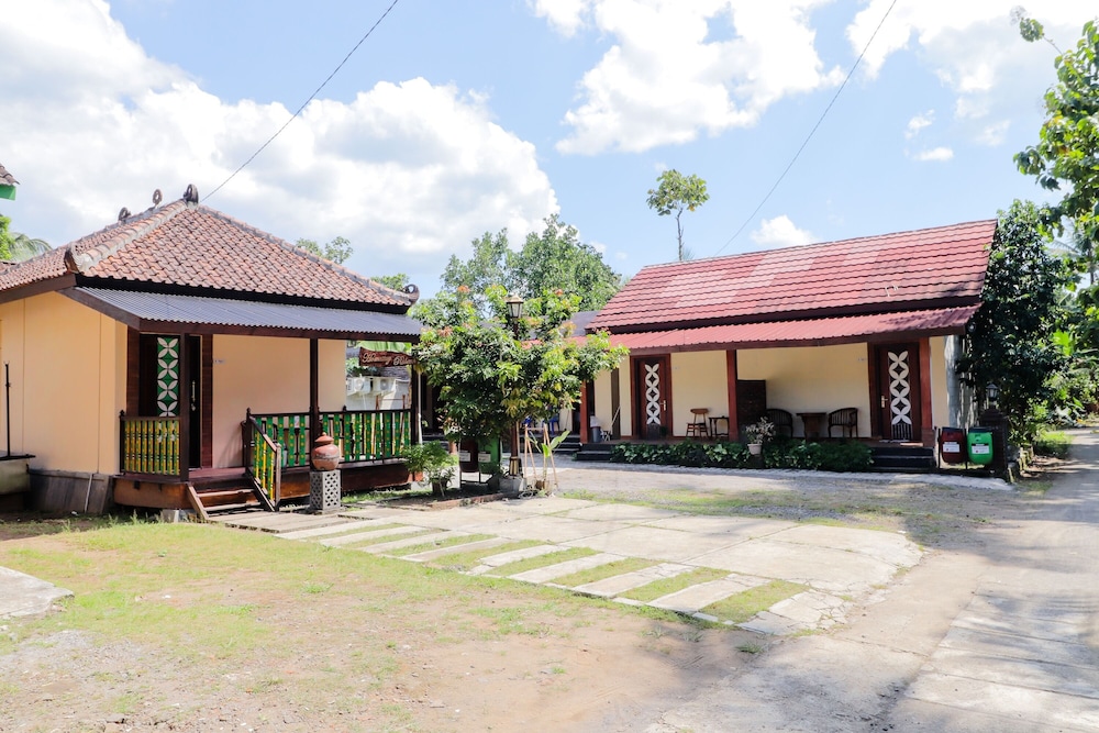 Omah Rohadi Syariah by Ndalem Beong by ZUZU 4/50
