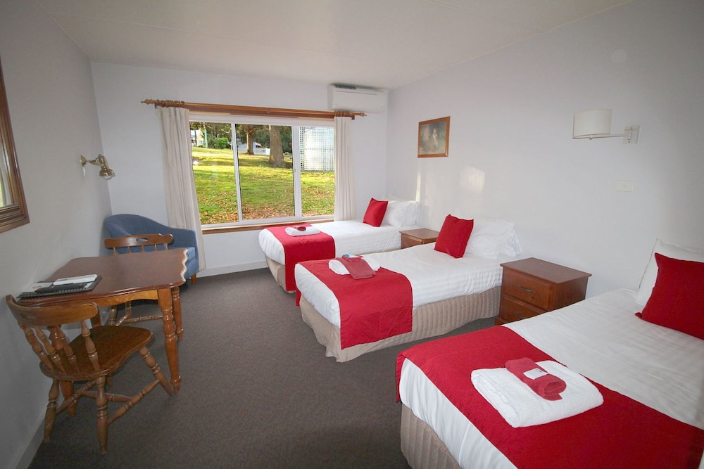 PORT ARTHUR MOTOR INN 21/37