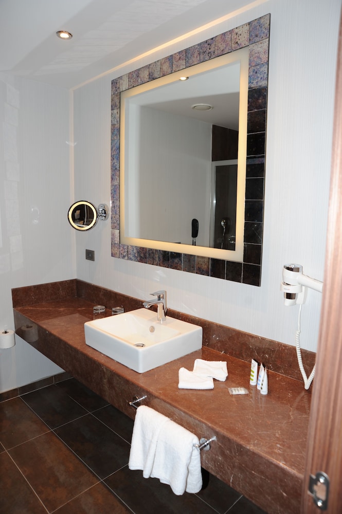 Hotel Mercure Istanbul Altunizade 31/67
