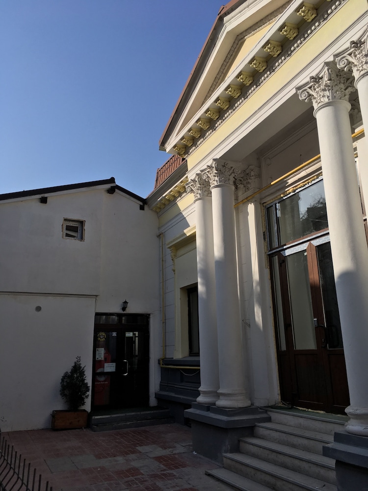 X Hostel Bucharest 35/44