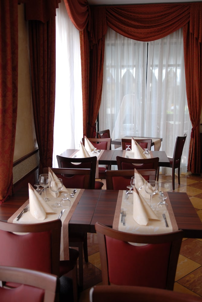 Hotel Dei Platani 33/42