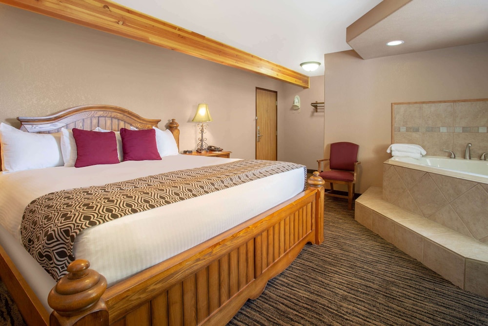 Super 8 by Wyndham Lewistown 22/51