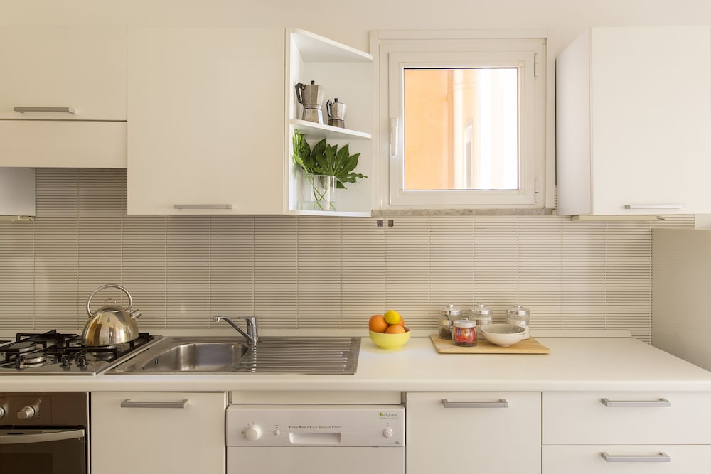 Rome Accommodation Condotti with terrace 49/50