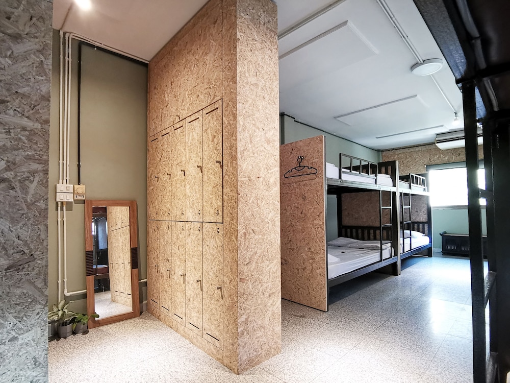 Foresttel Bkk - Hostel 34/50