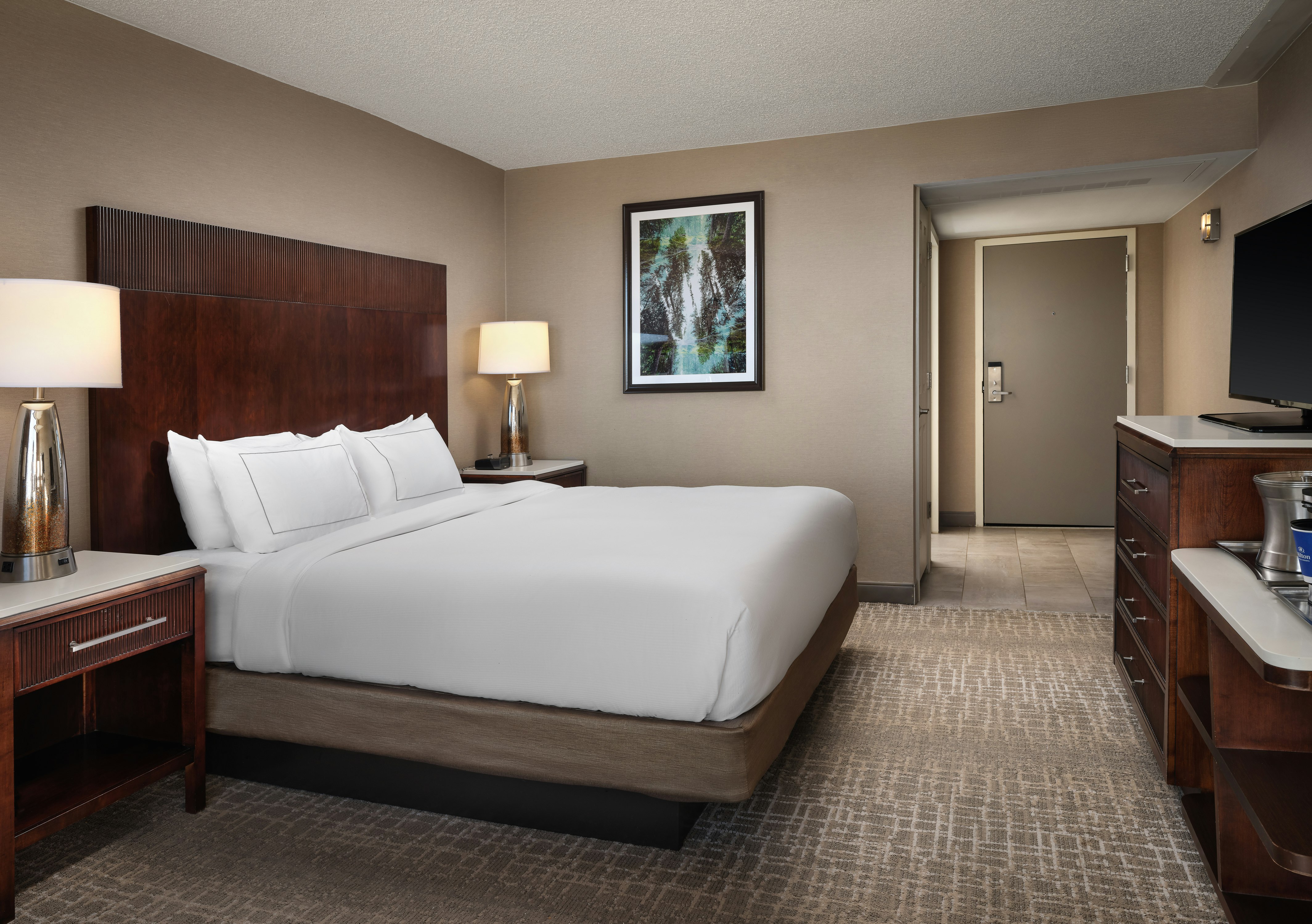 غرفة بسرير كينج لذوي الإعاقة، Hilton Fort Collins 3/3