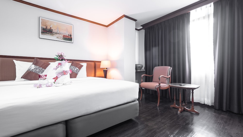 Yellow Ribbon Hills Boutique Suites 17/67