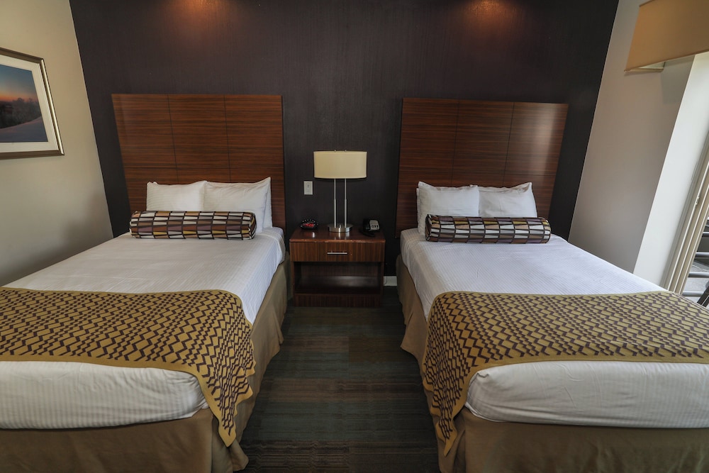 Alpine, 2 Double Beds