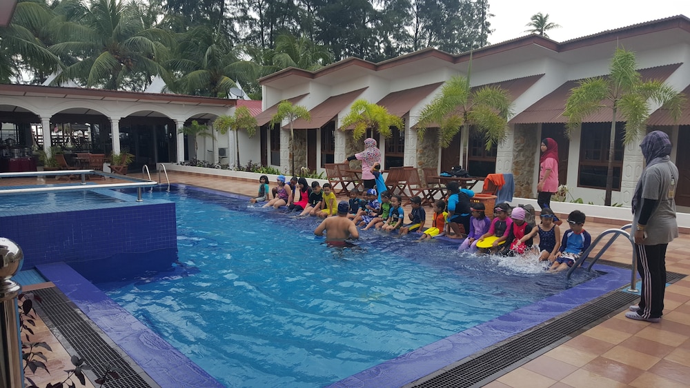 Al Safina Kijal Beach Resort & Restaurant 34/47