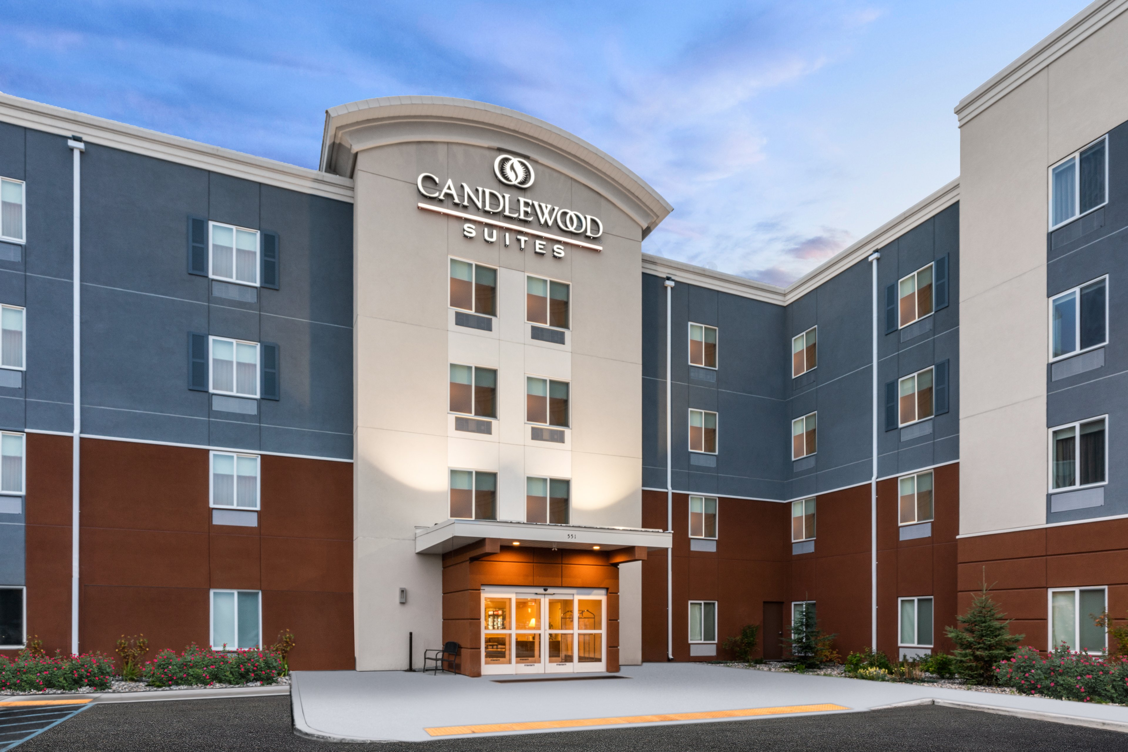 Candlewood Suites FAIRBANKS 69/79