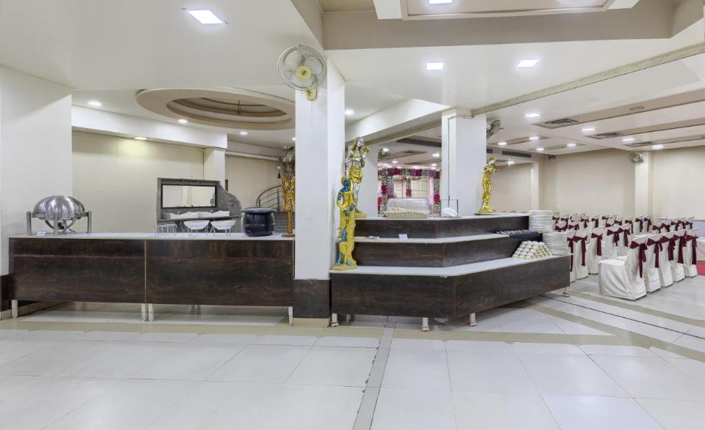 HOTEL MANGALAM 13/49