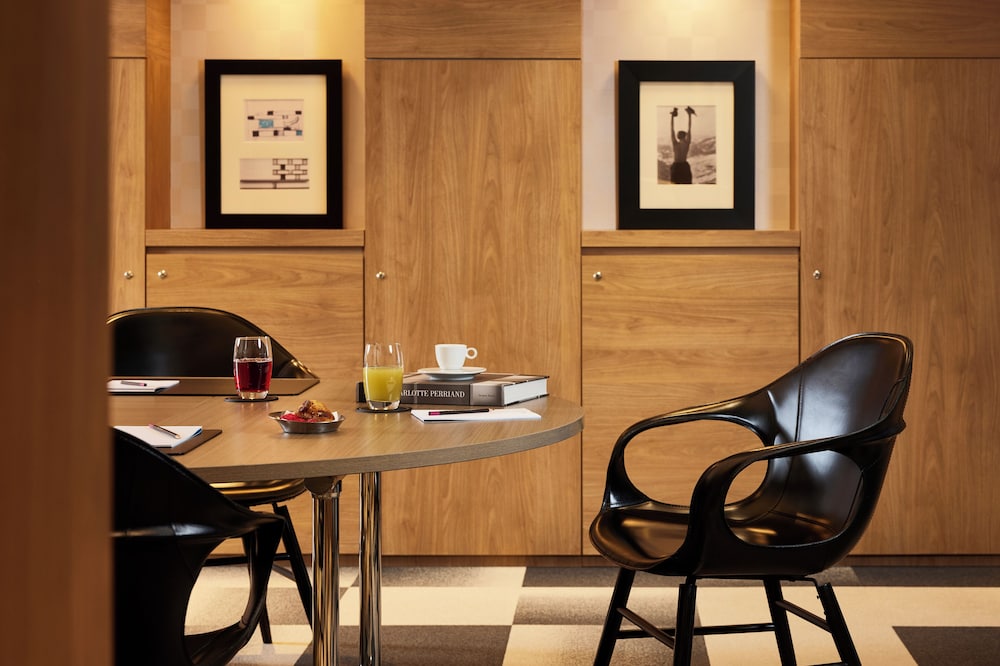 SOFITEL PARIS ARC DE TRIOMPHE 62/68