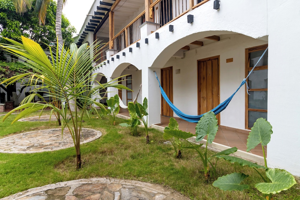 Hotel Sansiraka by GEH Suites 46/50