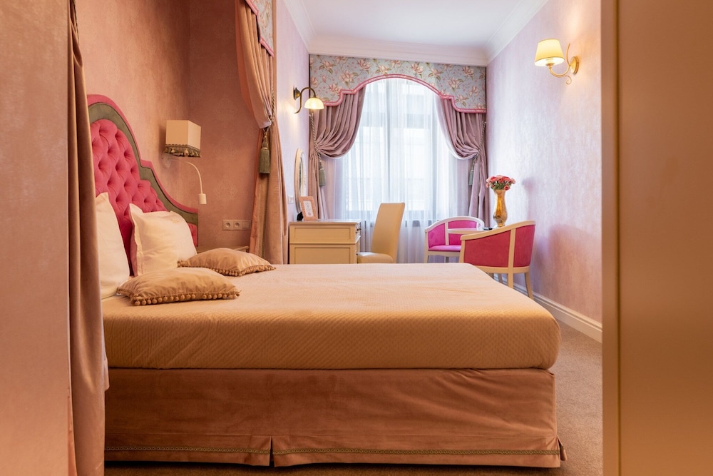 Sleepwalker Boutique Suites 32/79