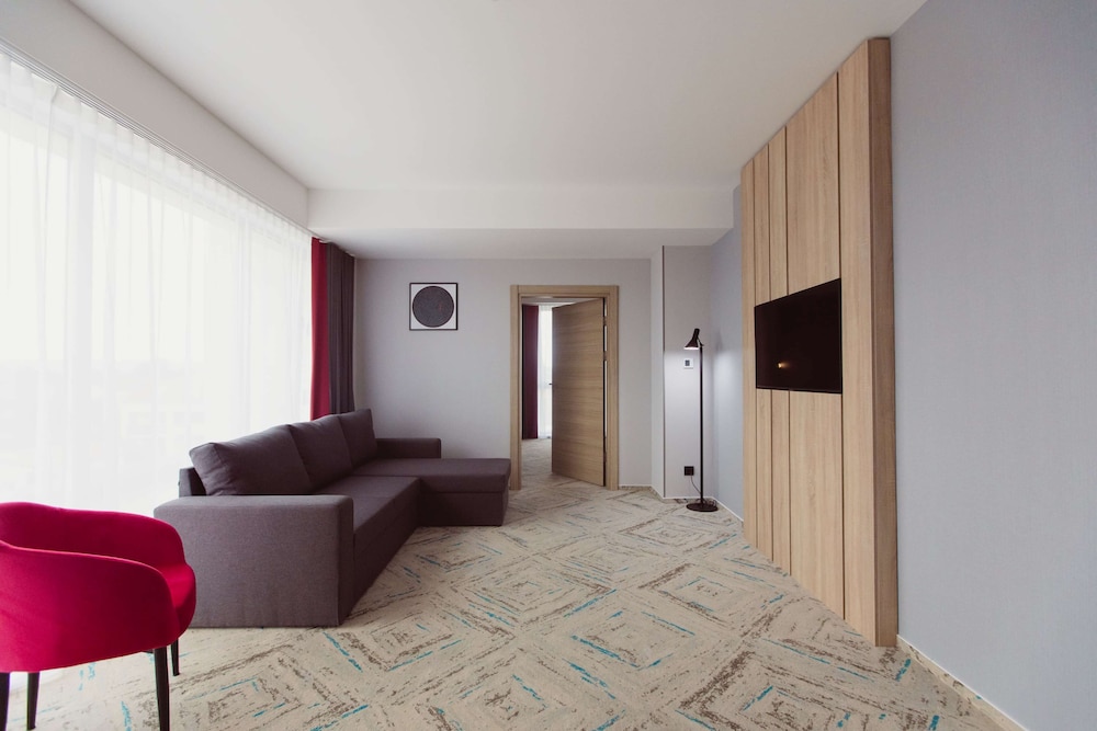 Ramada by Wyndham Targu Jiu 10/21