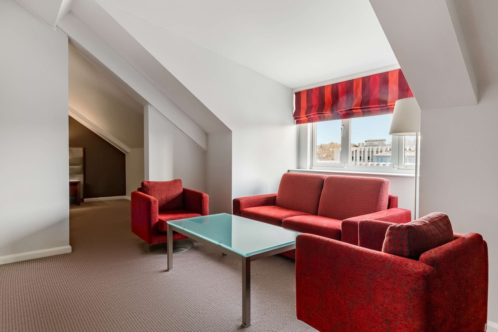 Radisson Blu Hotel Durham 55/86
