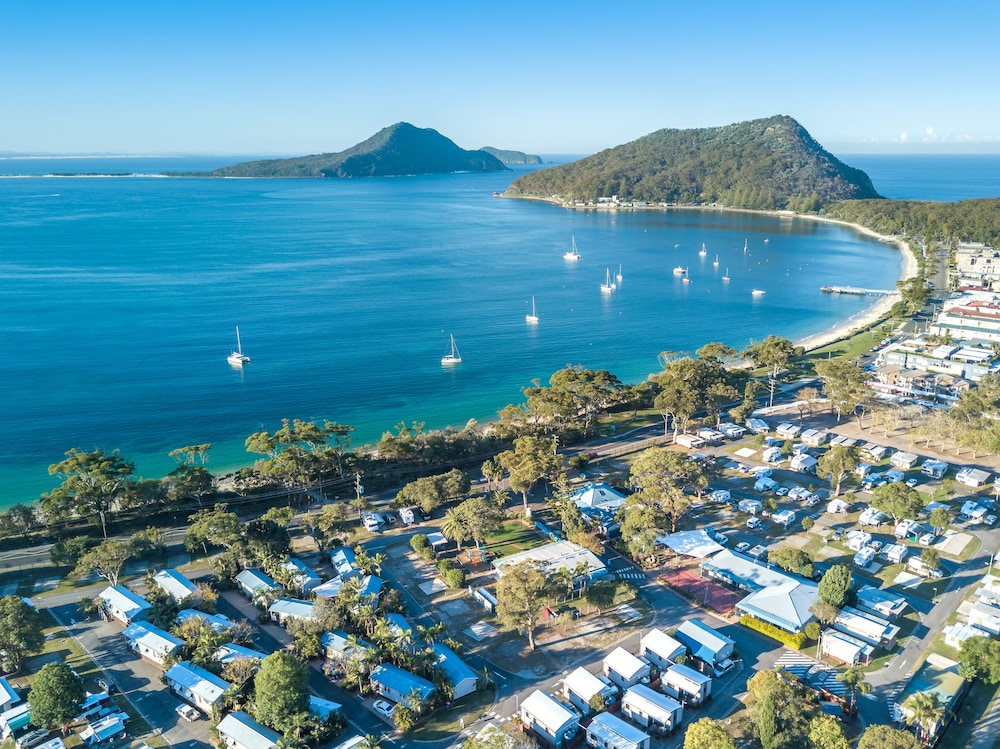 SHOAL BAY HOLIDAY PARK 12/70