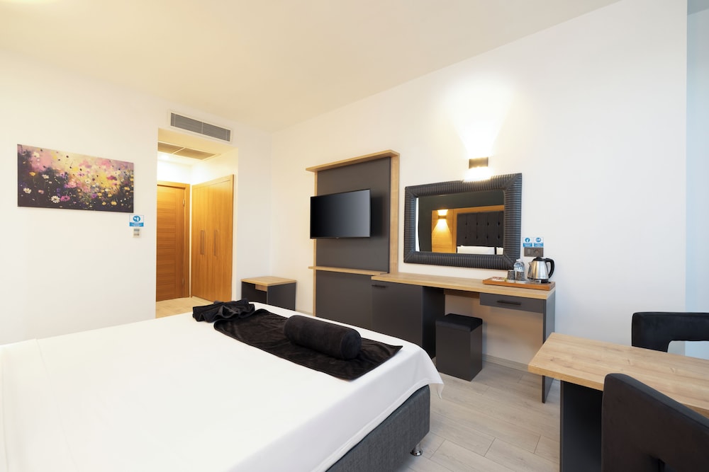 Asia Artemis Suite 12/50
