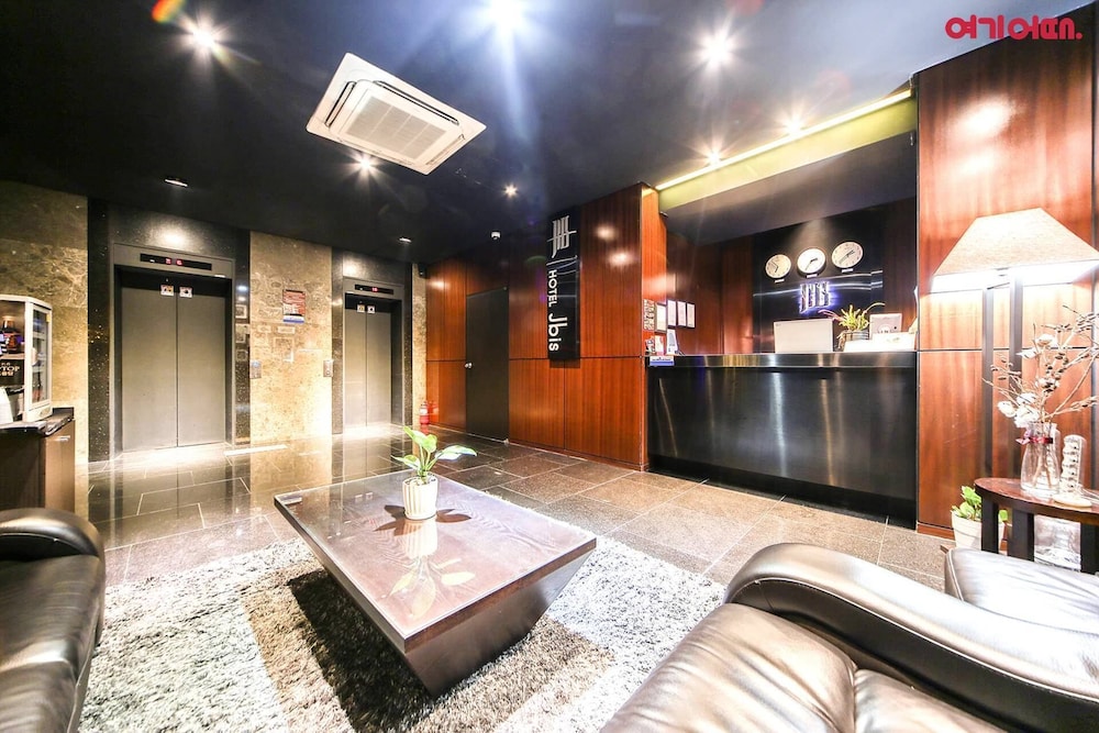 Jbis Hotel 2/46