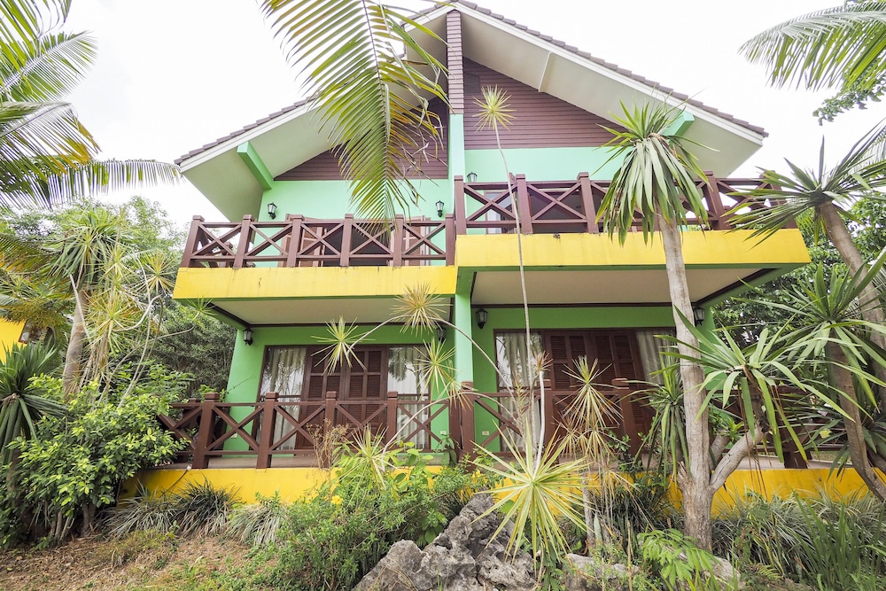 Saensukkho Hotel & Resort 5/65