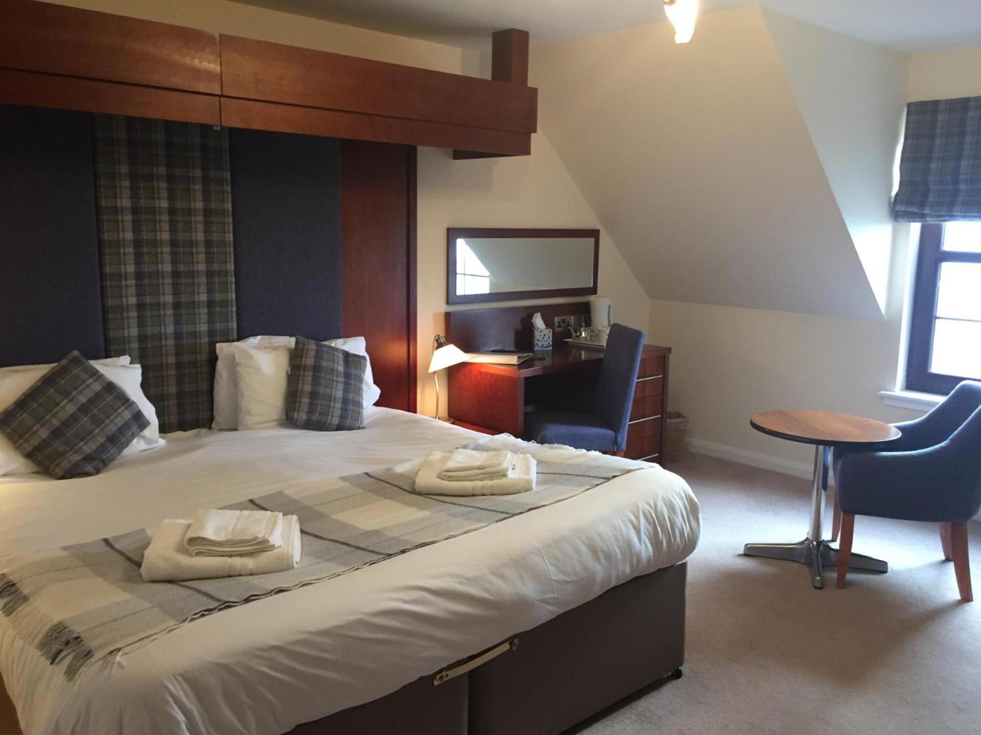 Polochar Inn 14/20