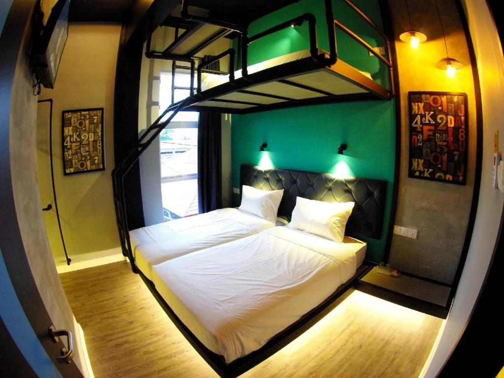 OYO 90899 Tube Hotel Melaka 9/23