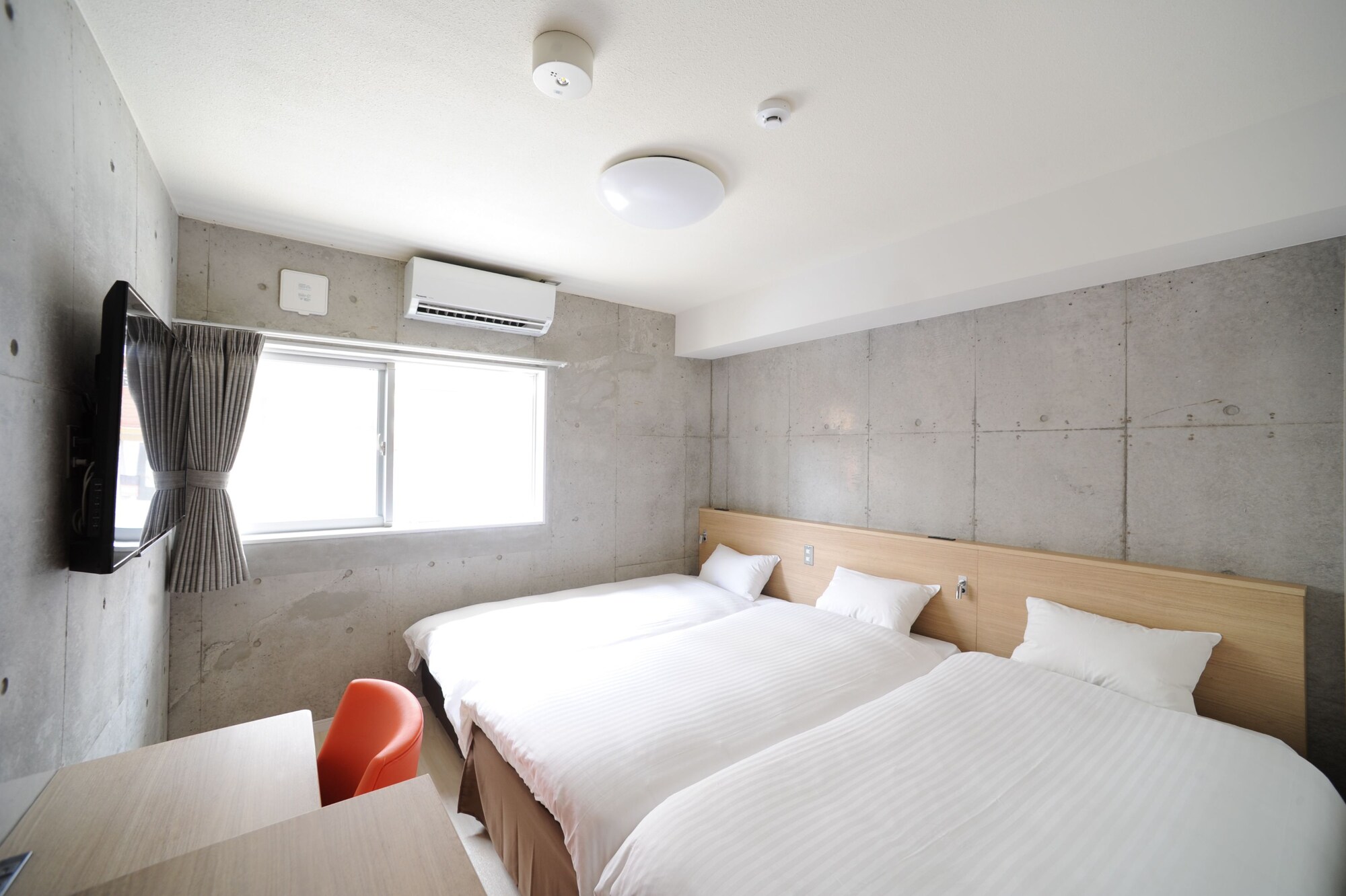3 BEDROOMS, STANDARD, TRIPLE