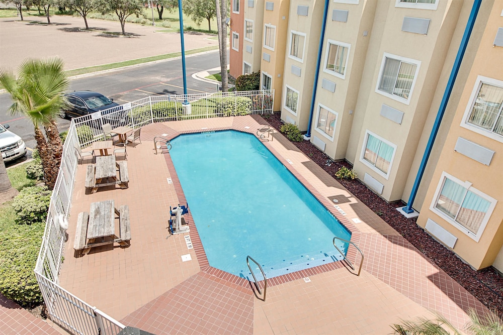 Motel6 McAllen, TX - East 37/60