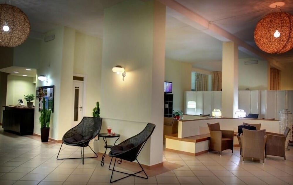 HOTELCLUB GUARDACOSTA 18/50