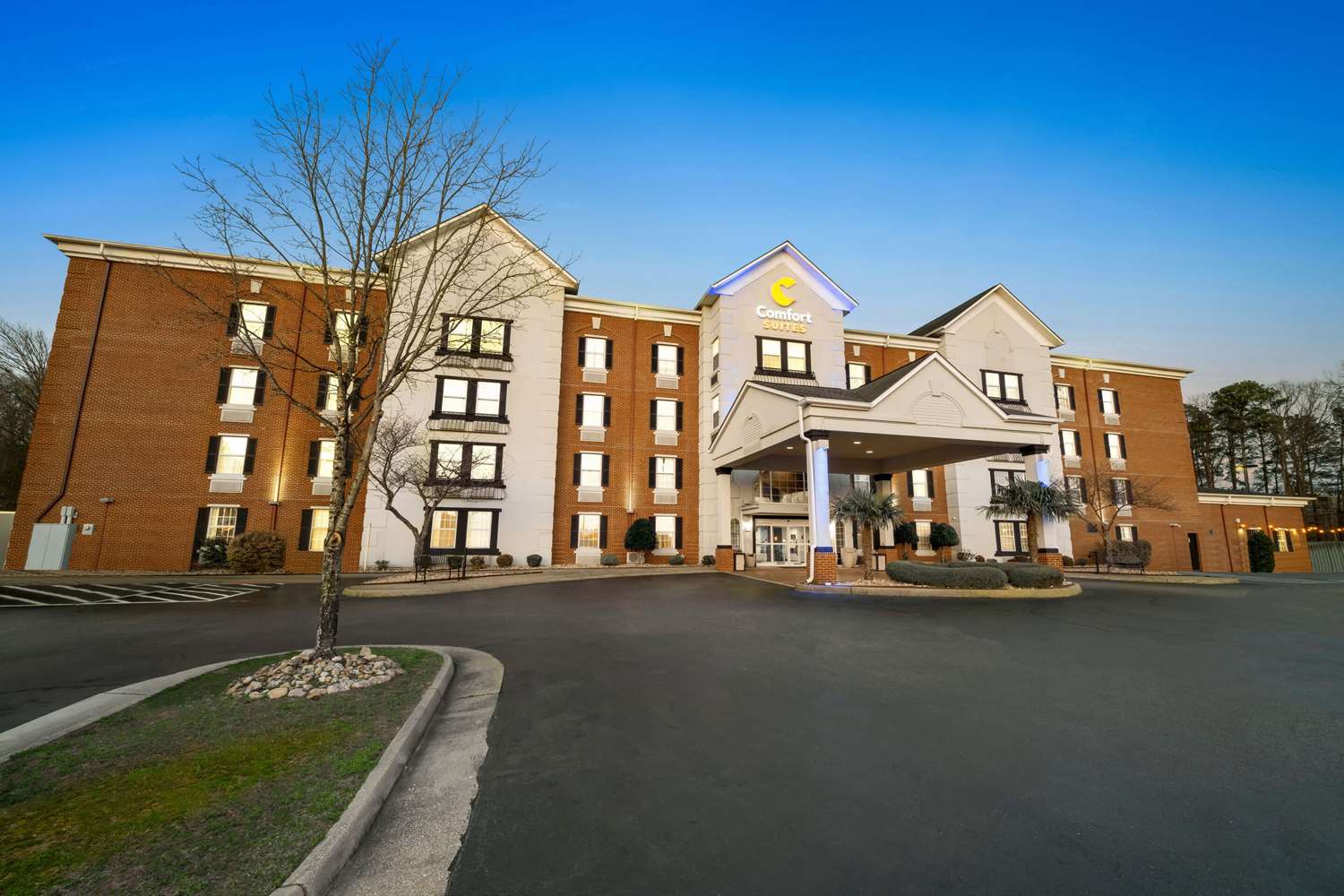 Comfort Suites Newport News Airport VA 46/46