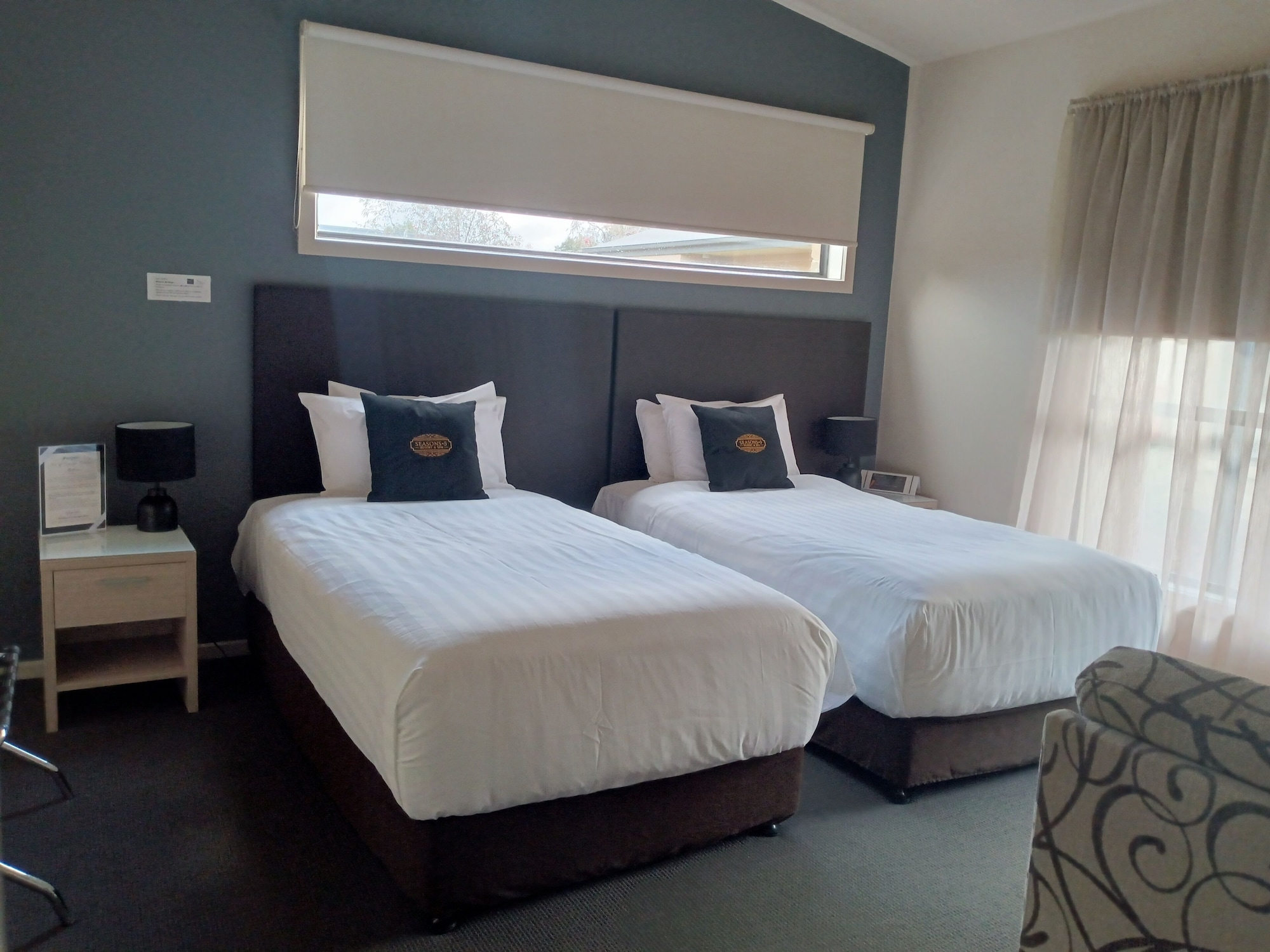 غرفة بسريرين منفصلين، Quality Hotel Point Cook 2/7
