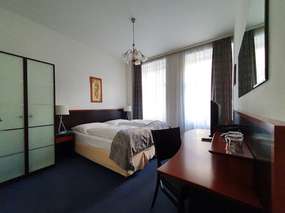 Hotel Machova 14/50
