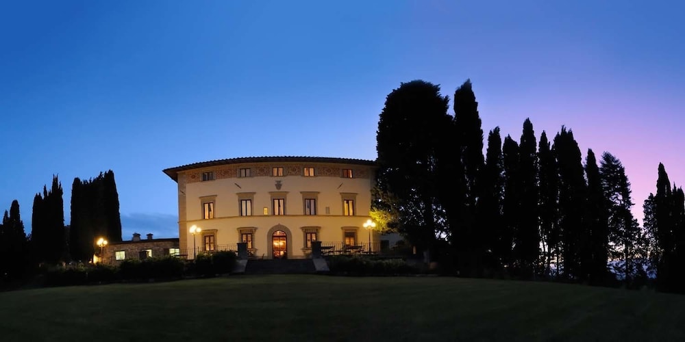Villa Campestri Olive Oil Resort 1/48