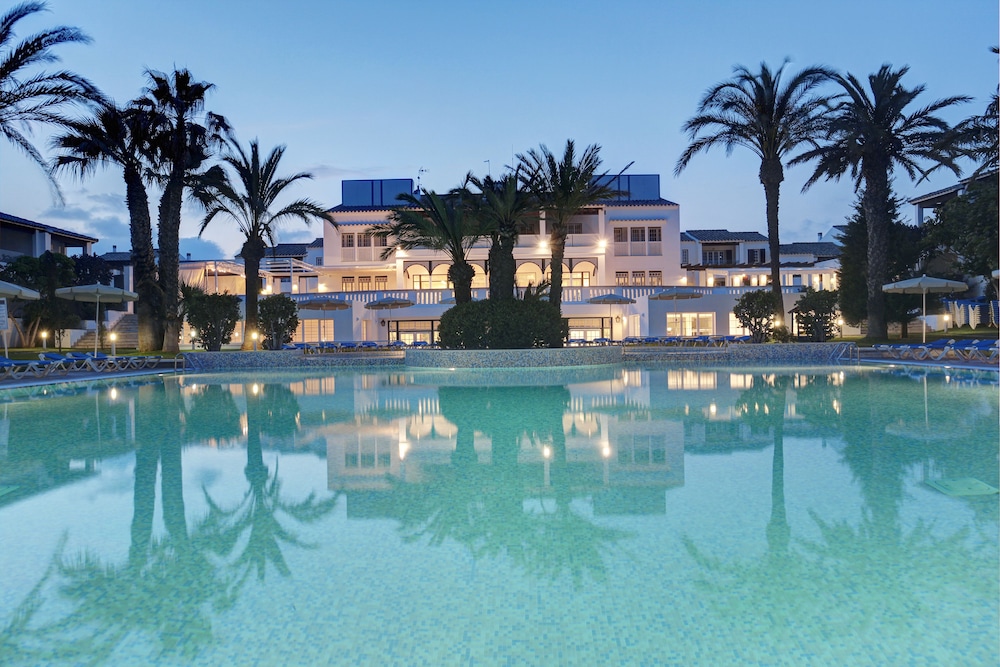 Grupotel Club Menorca in SON XORIGUER