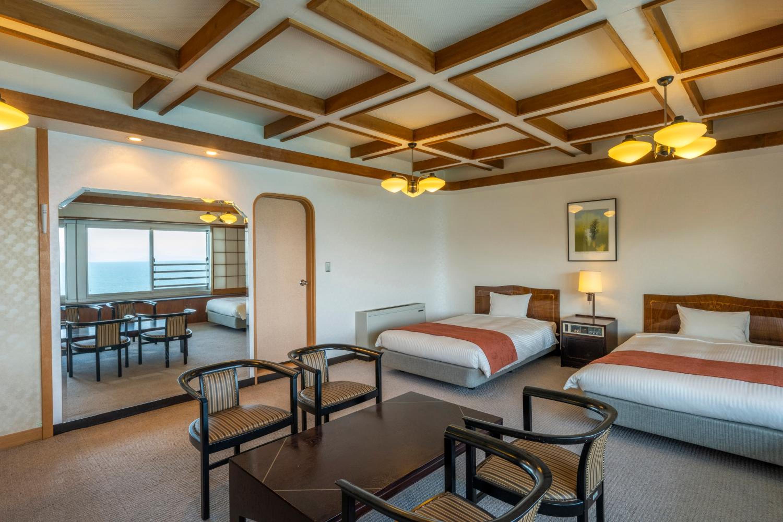 Ocean, Deluxe, Twin Beds