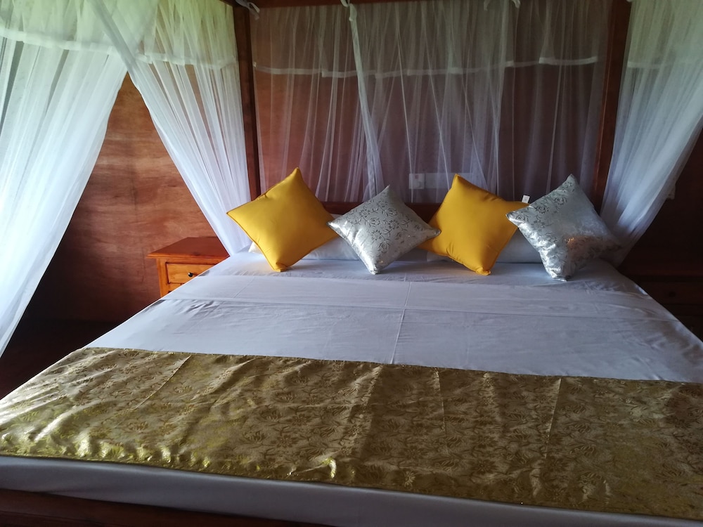 2 BEDROOMS, TREE HOUSE, FAMILY, MOUNTAIN VIEW