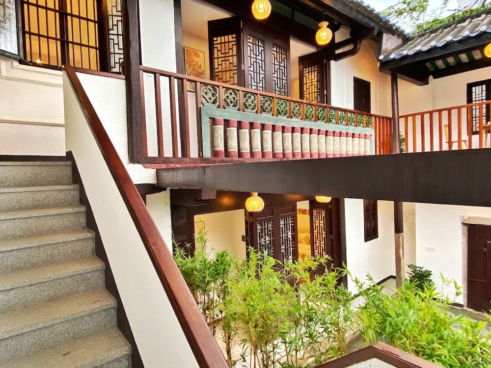 Chaozhou Hello Inn 4/50
