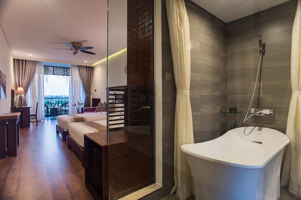 Silk Sense Hoi An River Resort 39/88