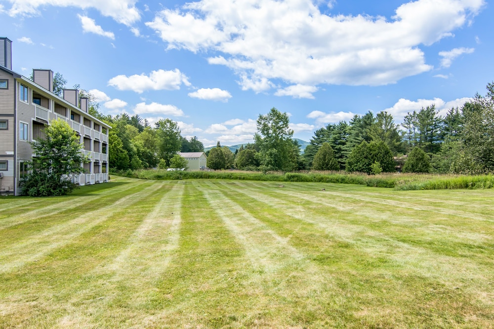 Grey Fox Inn Resort 54/66