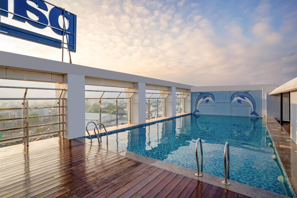 Park Inn by Radisson Lucknow Vikas Nagar 17/41