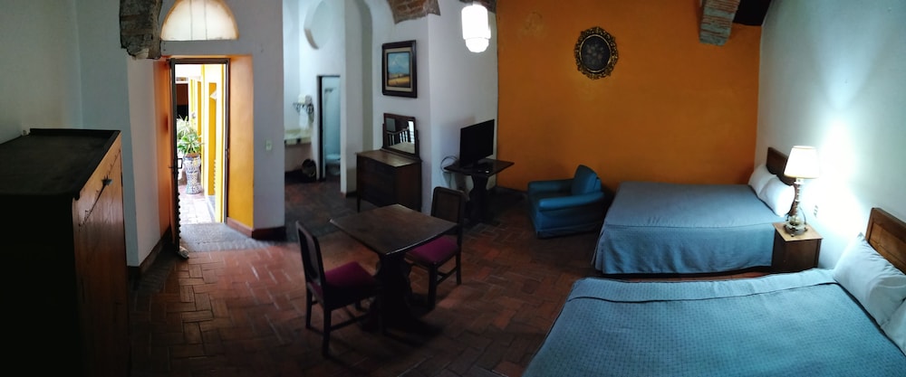 Hotel Meson de San Sebastian 33/50