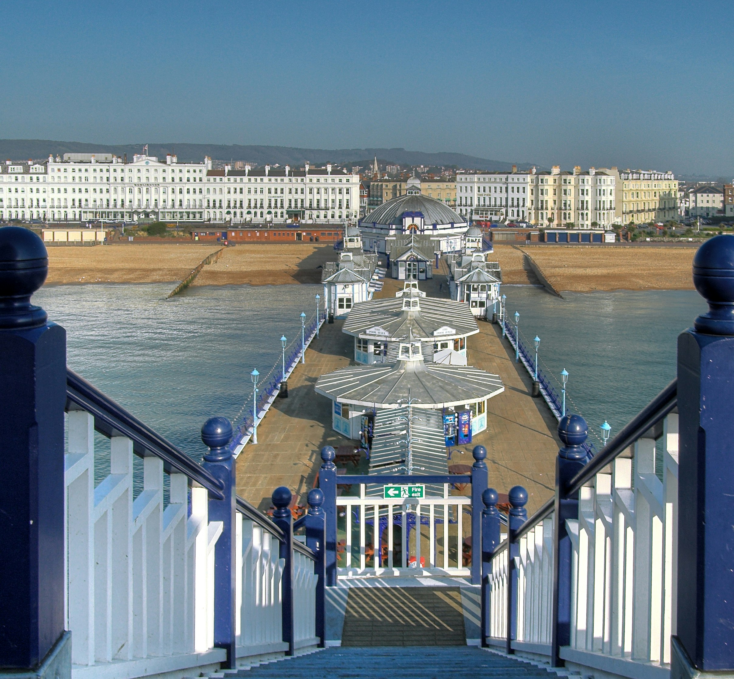 Grand Hotel Eastbourne 74/74