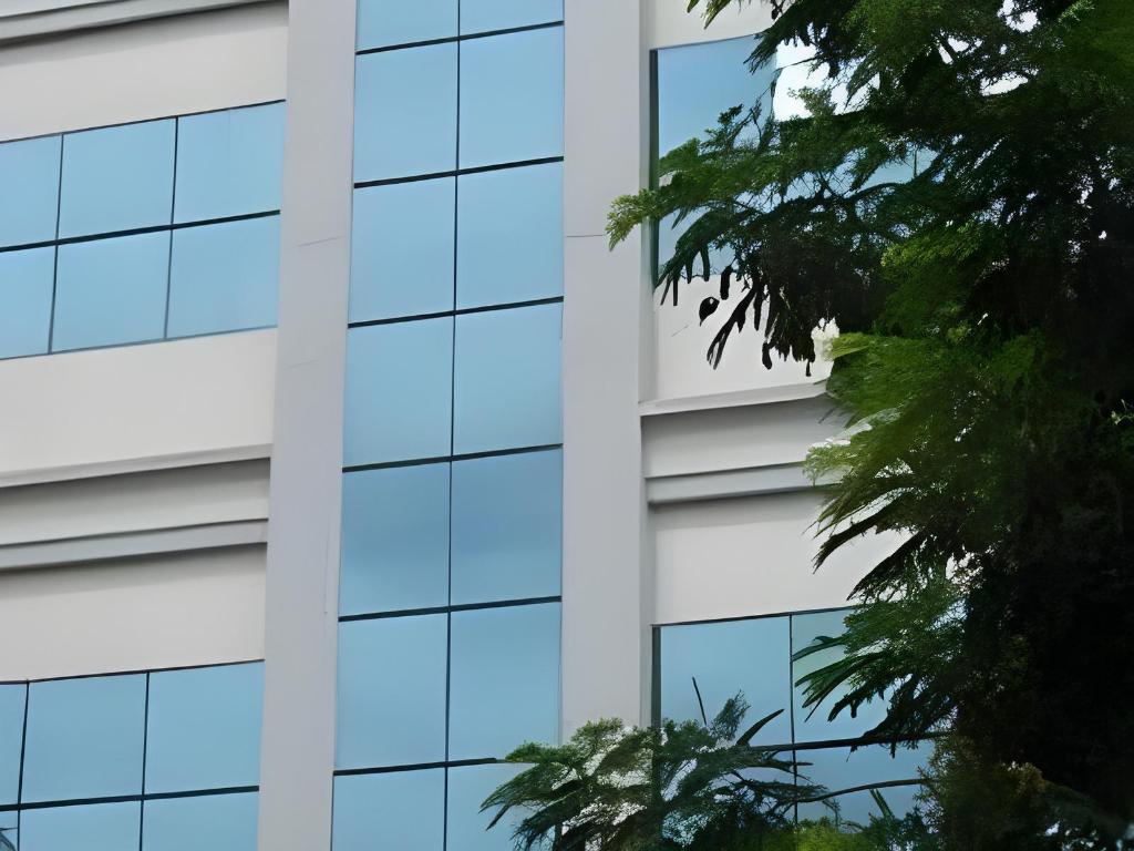 Hotel Gopikrishna 2/13