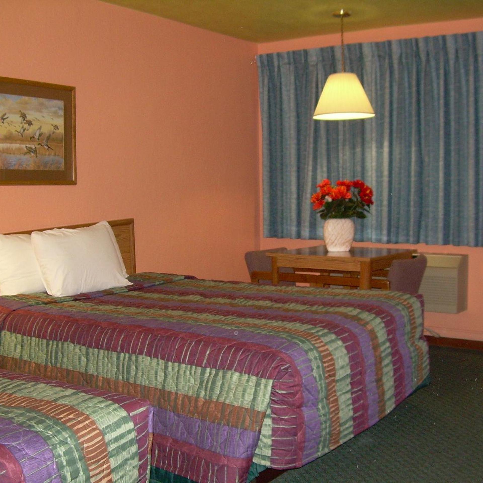 83 Motel 9/28