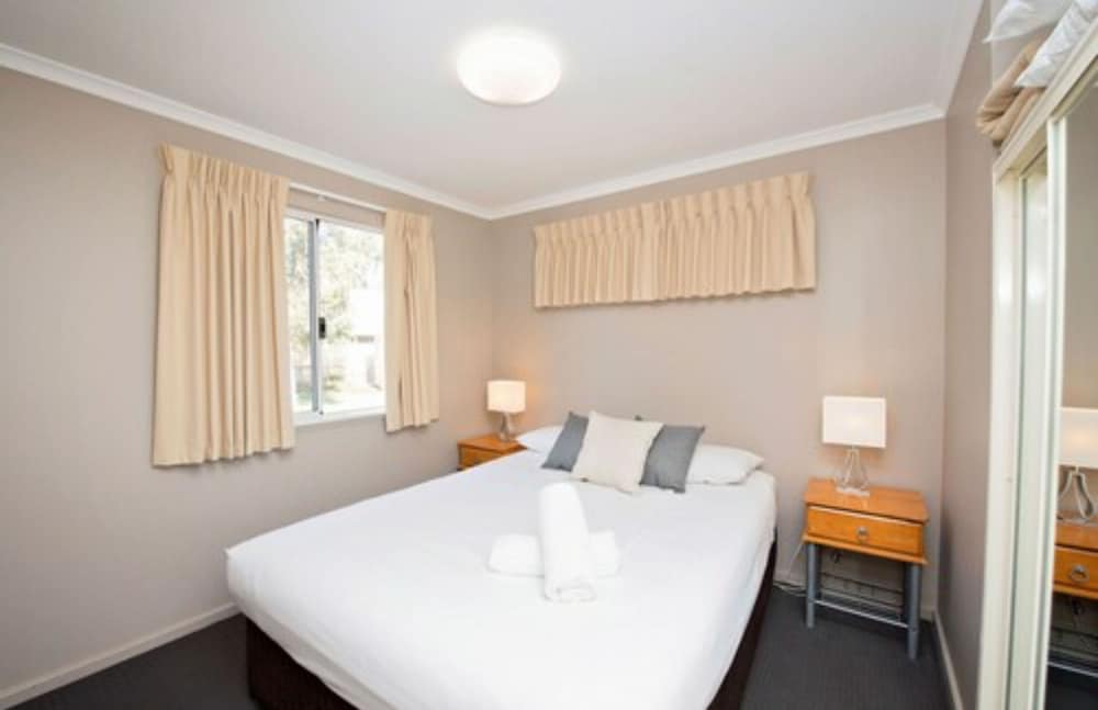 Discovery Parks - Bunbury Foreshore 24/47