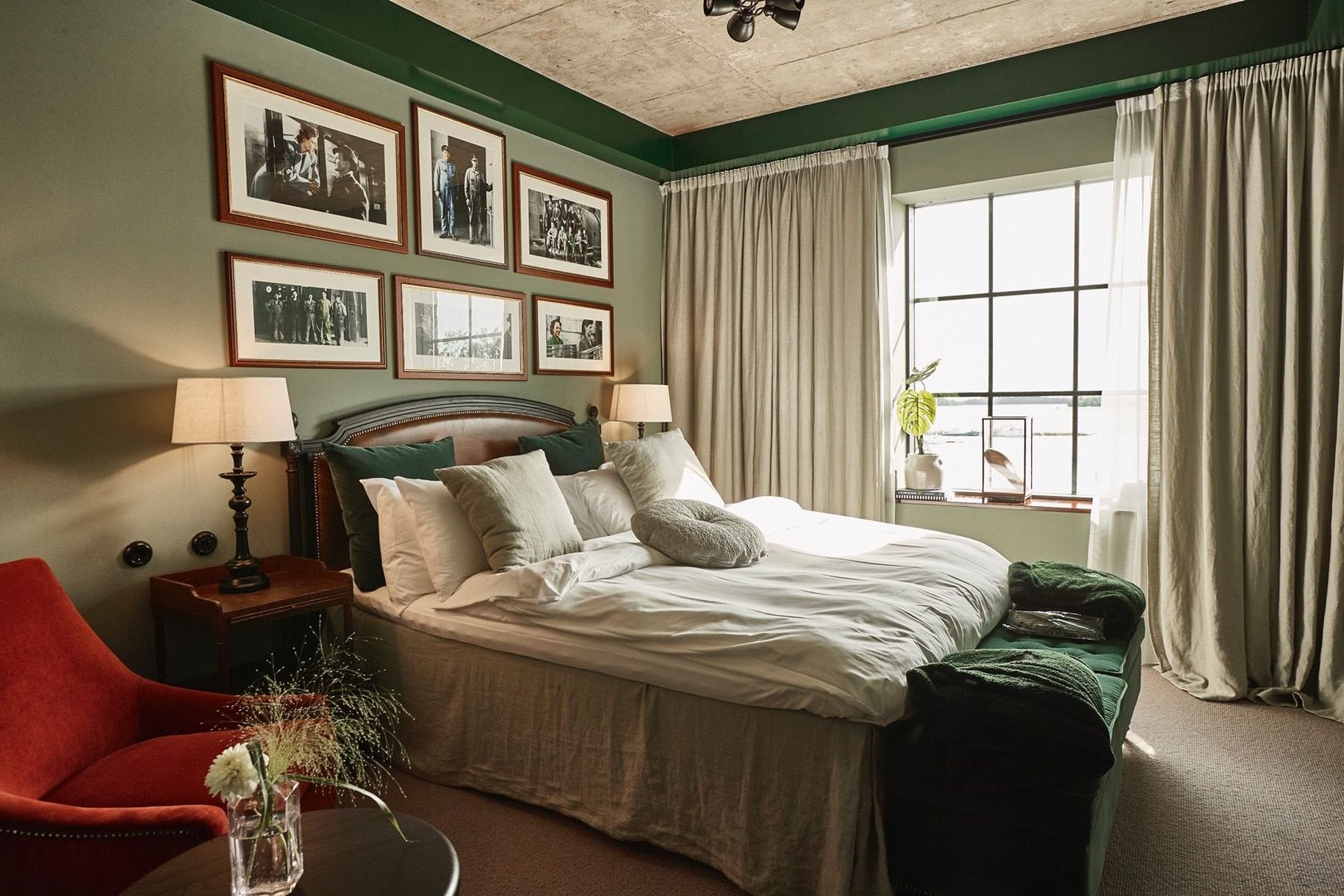 The Steam Hotel 3/10