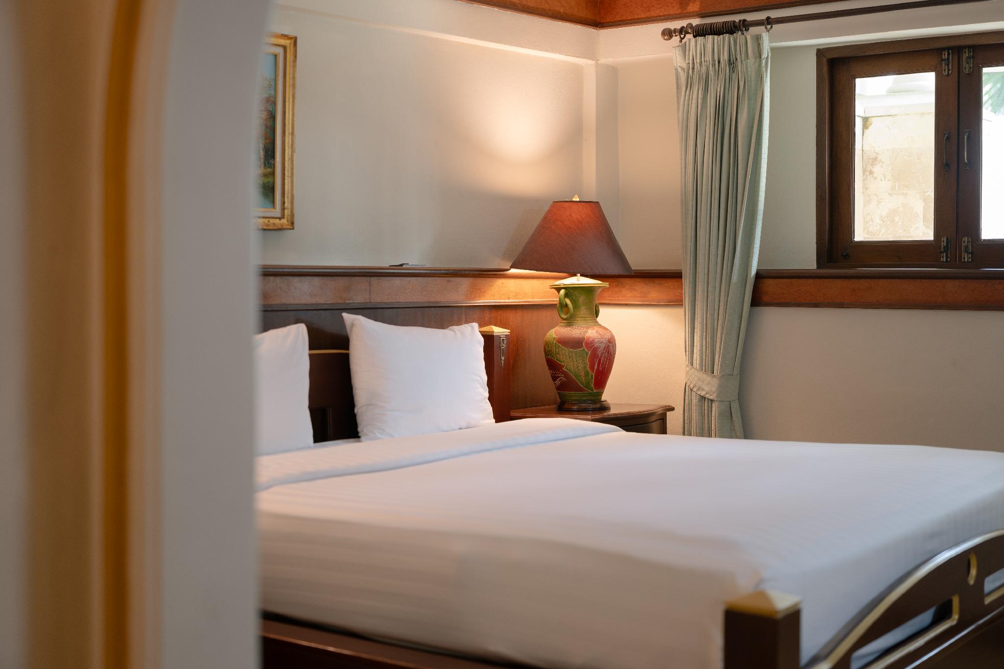 Standard, Single, Double Bed