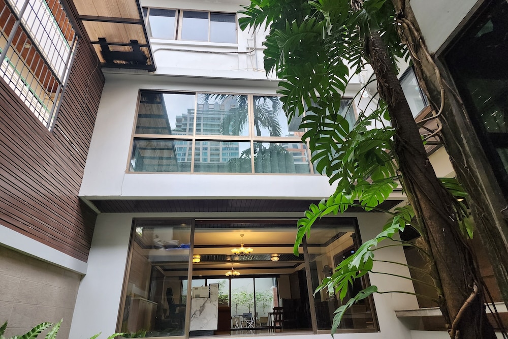 23 AVA at Saladaeng 3/50