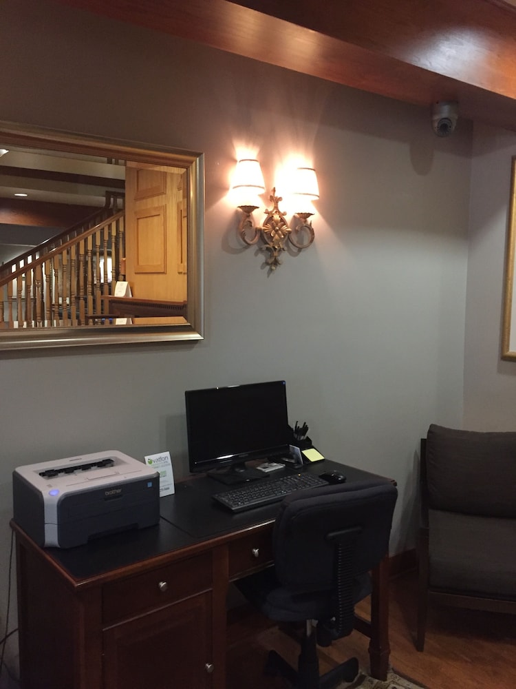 Country Inn & Suites By Radisson Lansing MI 35/42