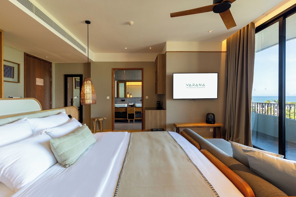 Varana Hotel 13/47